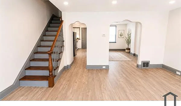 3 bed, 1048 sqft, $1,650 — Photo 4