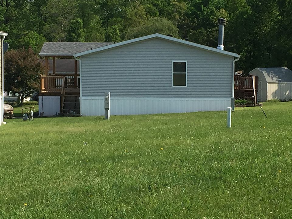 1st image of 28 Sapphire Cir