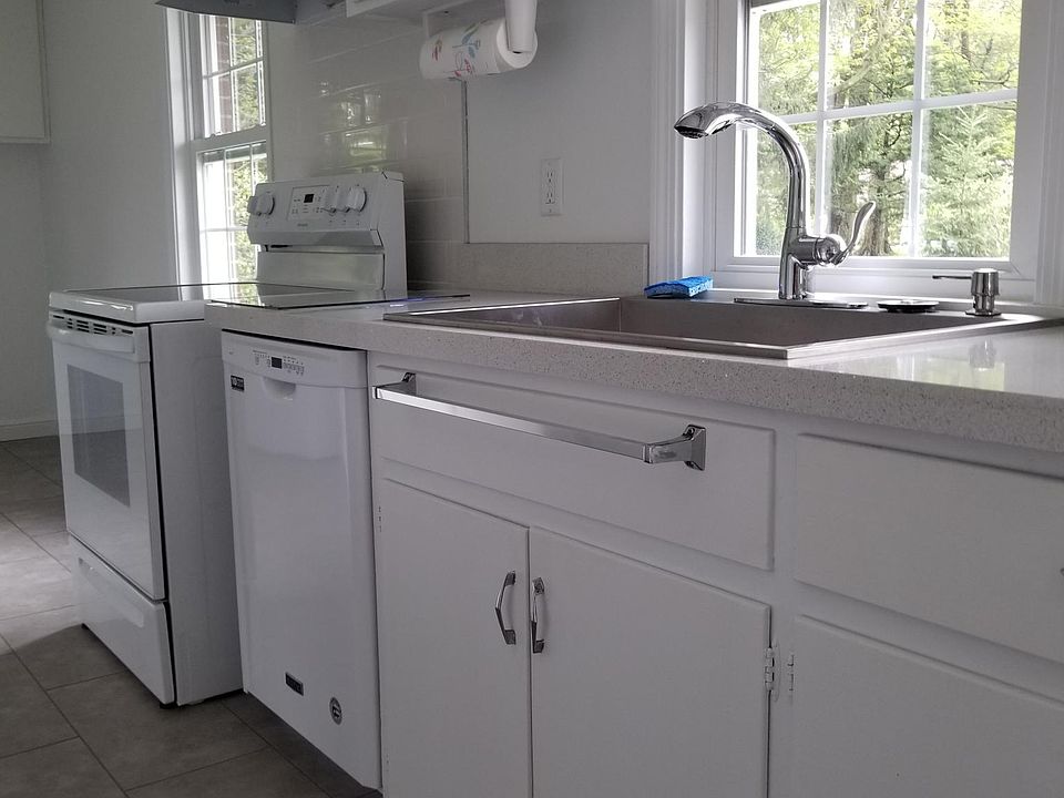 1st image of 9444 Smith Rd #9444