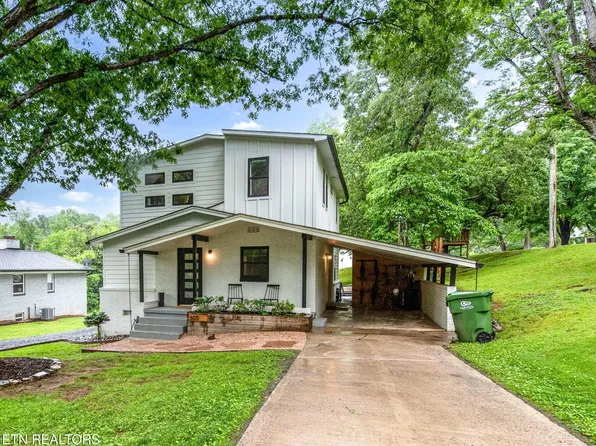 605 N Maple St, Maryville, TN 37801