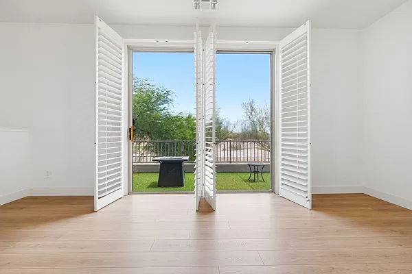 10333 E Acoma Dr — Photo 37