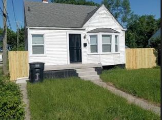 8690 Greenview Ave, Detroit, MI 48228