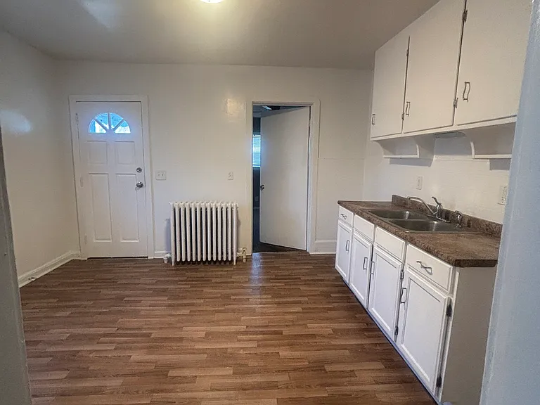 2115 W 95th St #1 — Photo 6