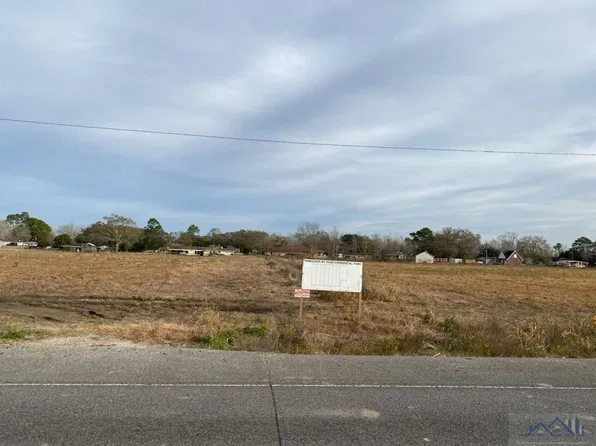 Highway 3185, Thibodaux, LA 70301