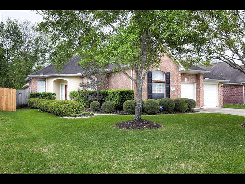 1st image of 1843 Parkview Ln