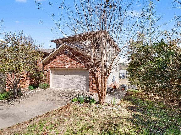 3rd image of 239 Springbrook Dr