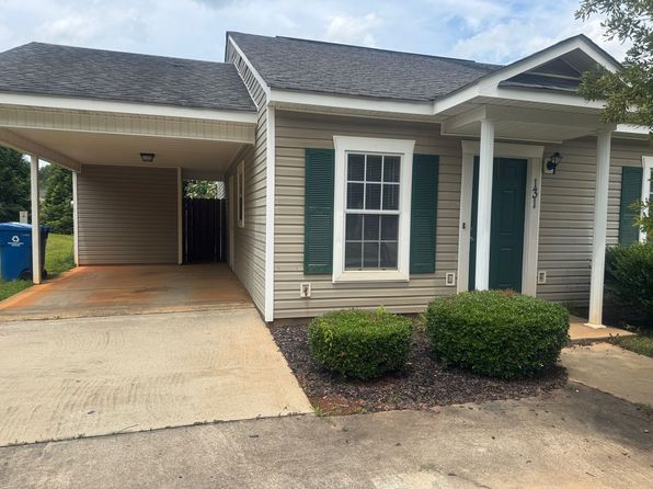 131 Karlie Ct