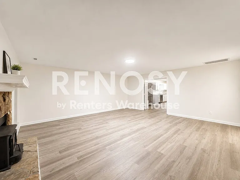 6860 Highway 5 — Photo 15
