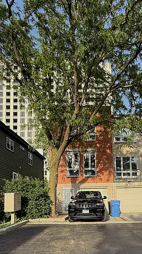 1313 S Plymouth Ct #D Photo 1