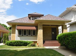 2373 N 55th St, Milwaukee, WI 53210