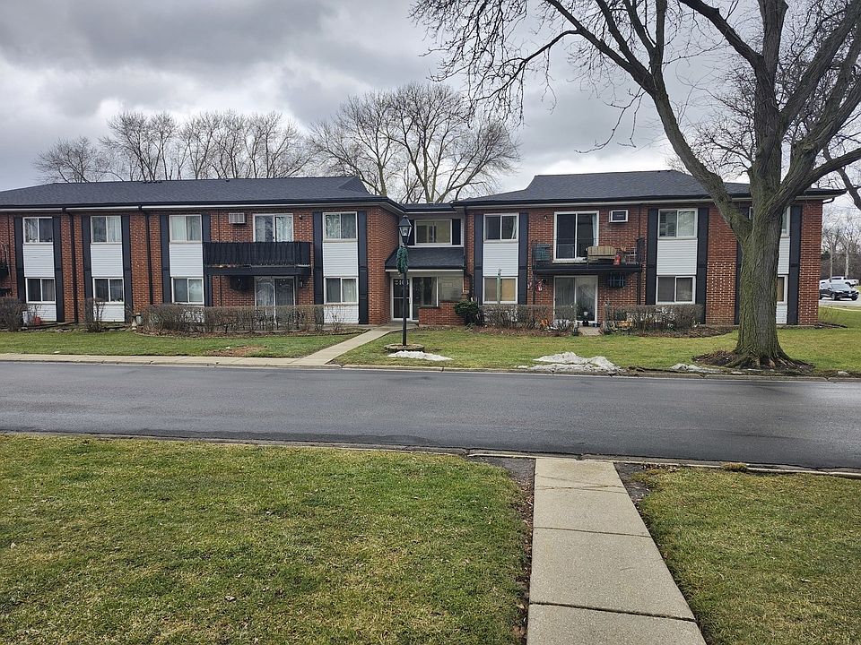1st image of 2403 E Brandenberry Ct APT 2D