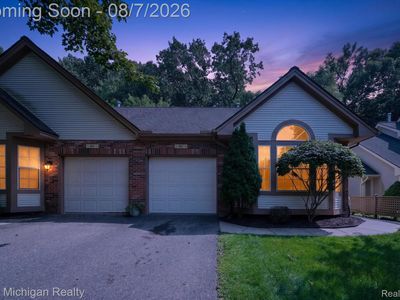 862 Whisperwood Trl, Fenton, MI, 48430