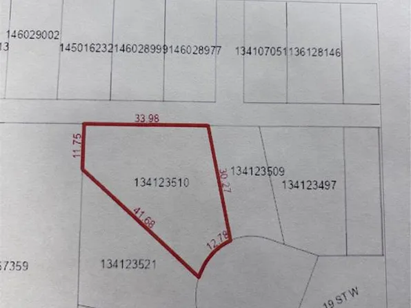 1901 8th AVENUE W, Prince Albert, SK S6V 7Y3