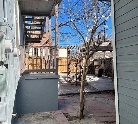 3rd image of 1018 Chicago Blvd #1