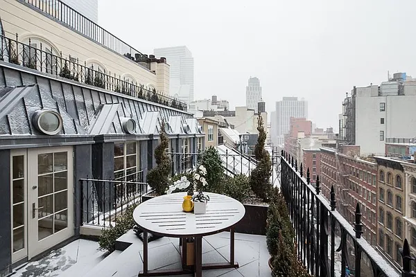 Sold by Town Residential | media 37