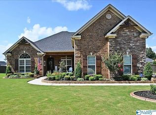 8129 Trail Meadow Dr, Owens Cross Roads, AL 35763