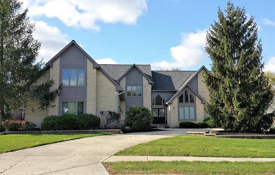 1st image of 265 Lansdowne Dr