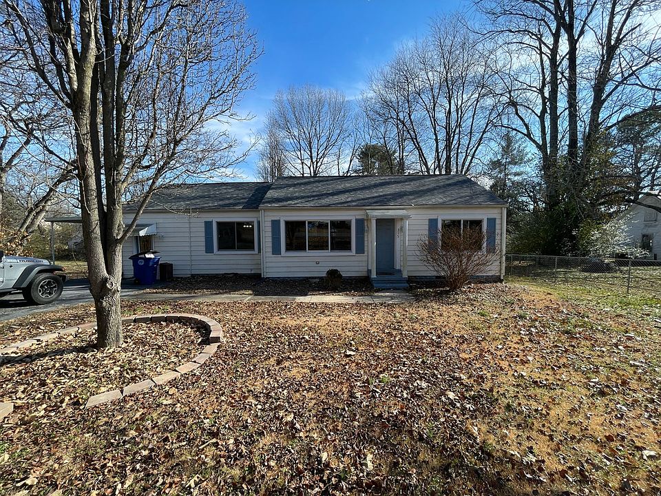 1st image of 315 Jarrell St