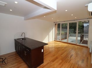128 Huron St APT 1R, Brooklyn, NY 11222