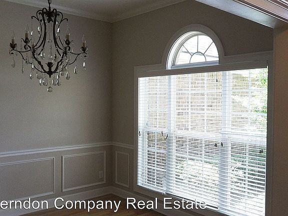 4th image of 3875 Orchard Way