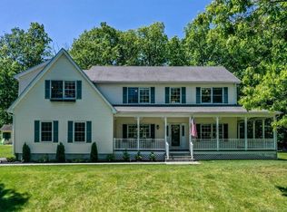 2 N 40th Dr, New Fairfield, CT 06812