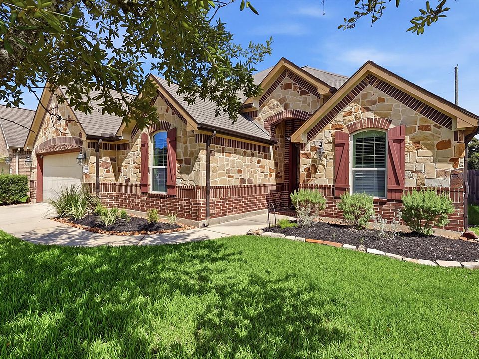 1st image of 6214 Pinewood Heights Dr