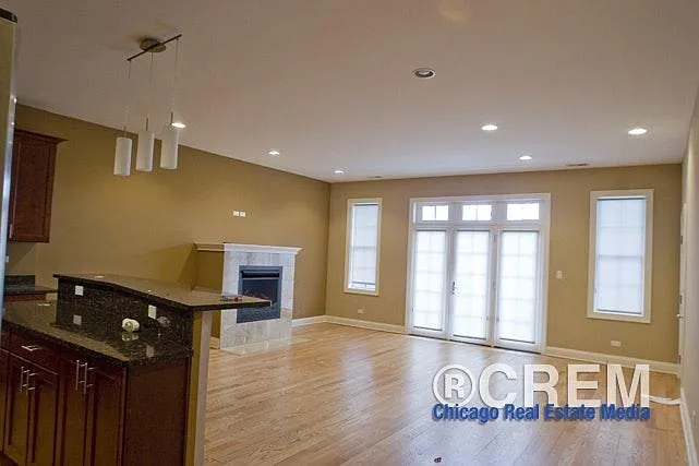 7453 N Western Ave #3S — Photo 3