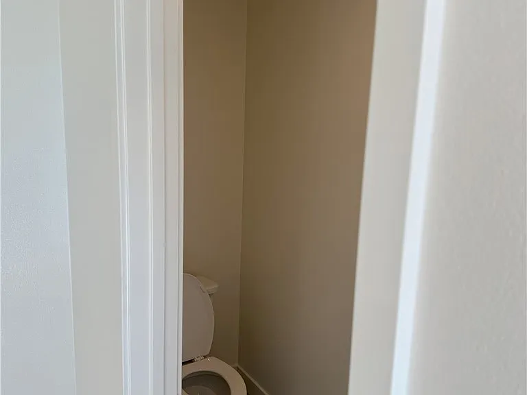 1816 E 1st St #450 — Photo 30