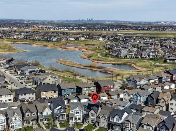 64 Masters Line SE, Calgary, AB T3M 2N2