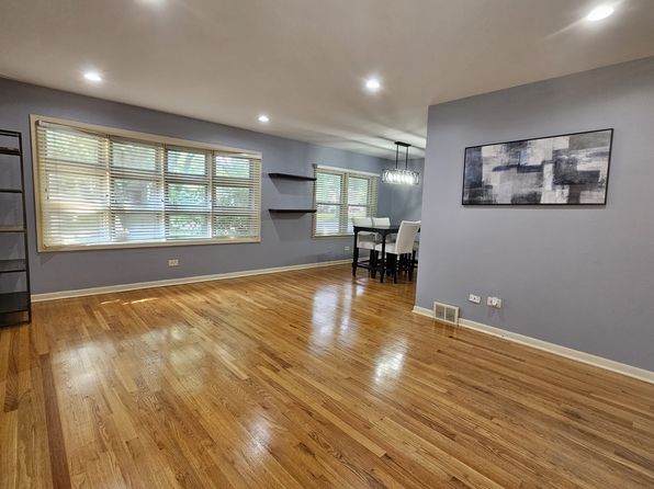 115 S Park Blvd