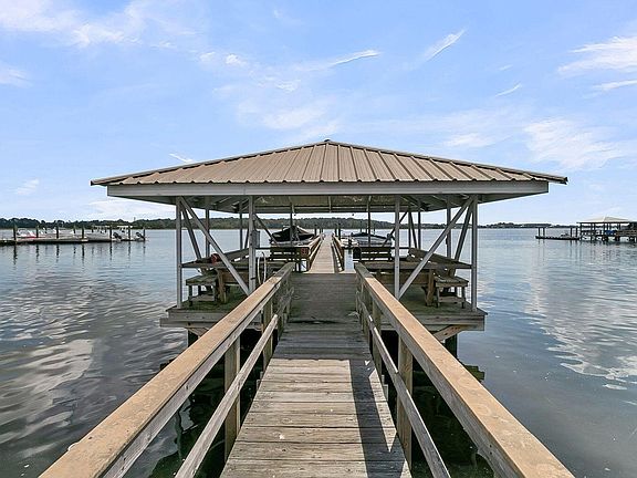 2nd image of 115 Wando Reach Rd