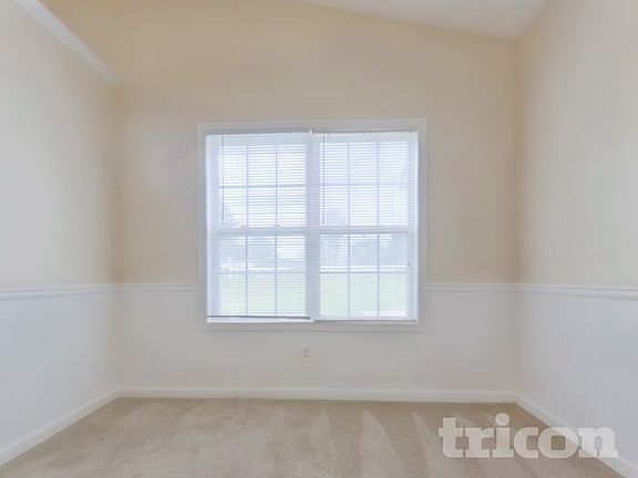 5th image of 20 Mattie Ln