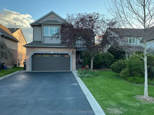 7227 Windrush Ct, Mississauga, ON L5N 6K1