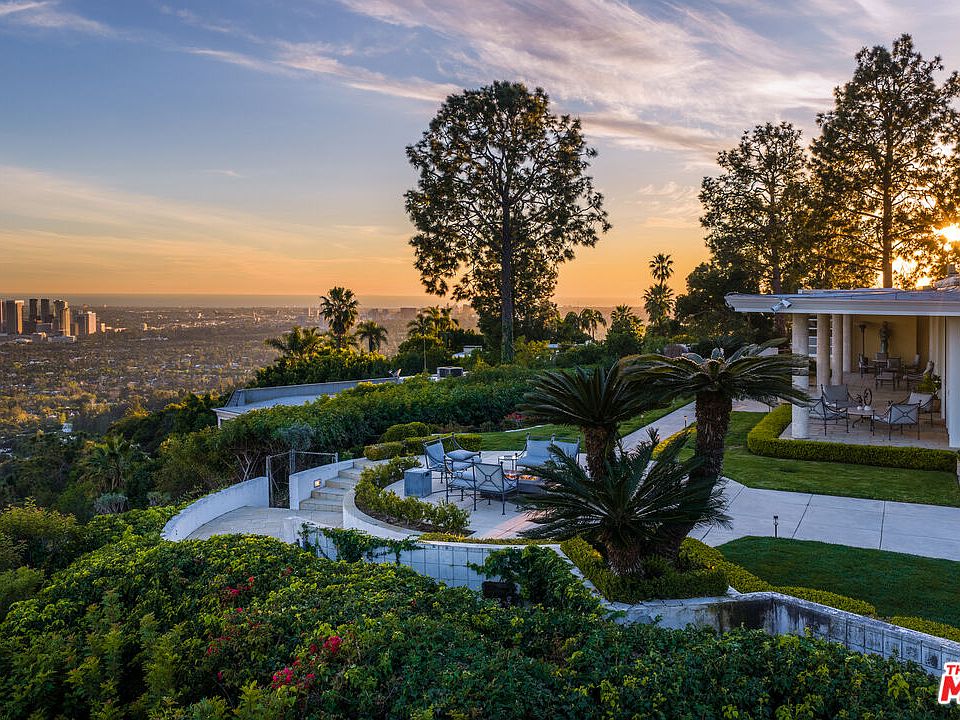 380 Trousdale Pl, Beverly Hills, CA 90210 | MLS #26658267 | Zillow