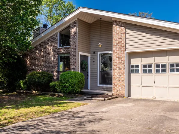 407 Autumnbrook Cir, Sherwood, AR 72120