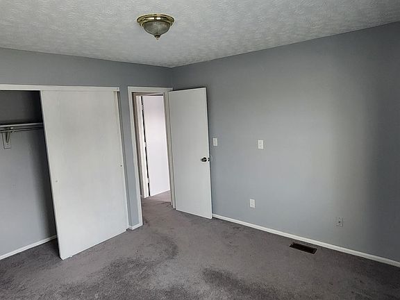 4th image of 7164 Feather Ct #7164