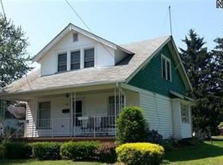 607 Sherman St, Conneaut, OH 44030
