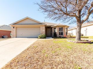 901 Topaz Dr, McKinney, TX 75071