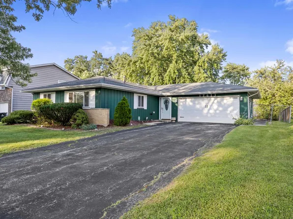 17811 Princeton Ln, Country Club Hills, IL 60478