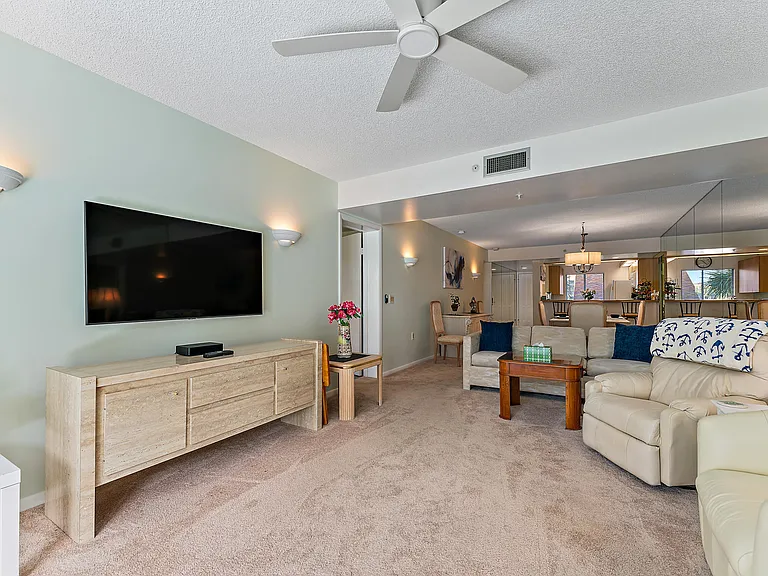 1001 Seafarer Cir #204 — Photo 20