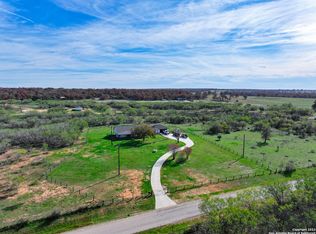 3250 Sandy Elm Rd, La Vernia, TX 78121