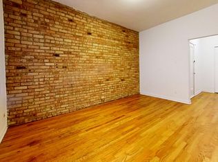 1307-17 W. Addison, Chicago, IL 60613