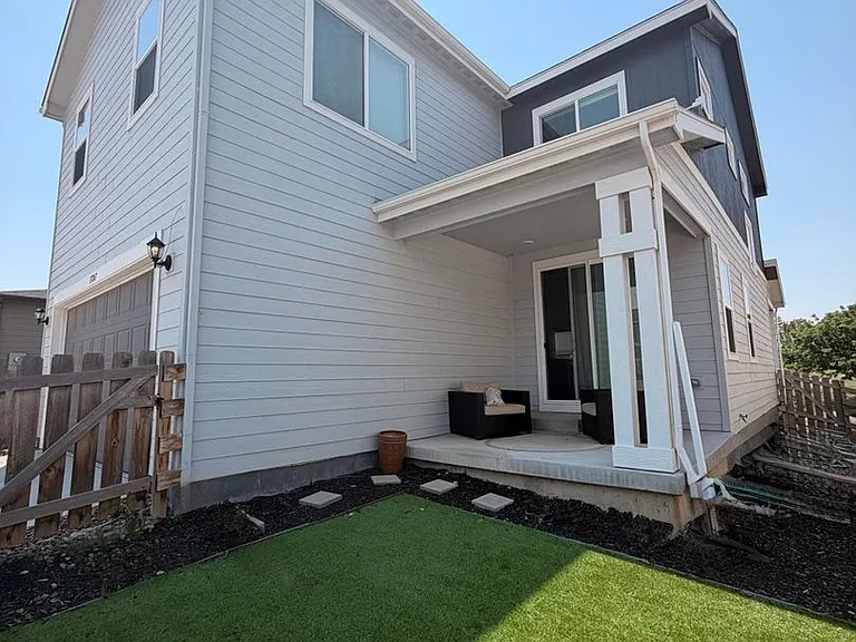 17247 Parkside Dr N — Photo 34