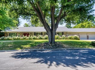 9873 N Tea Party Ln, Fresno, CA