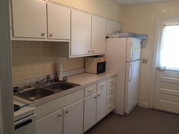 4th image of 1401 Weed Ln