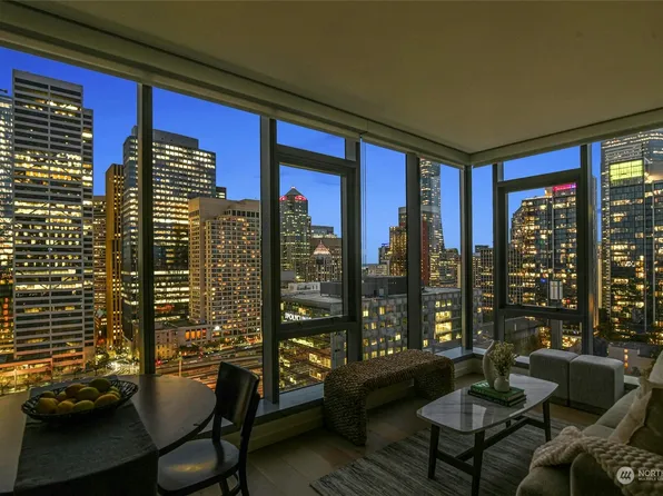 800 Columbia Street #1801, Seattle, WA 98104