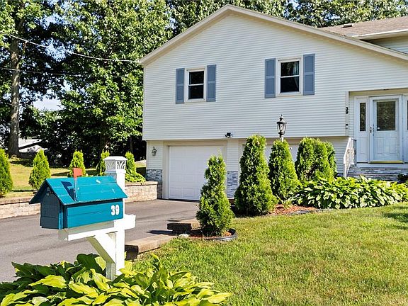 5th image of 39 River Dr