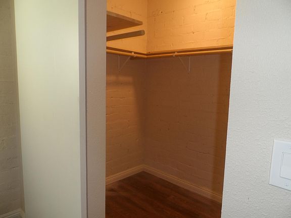 3rd image of 24811 Redlands Blvd