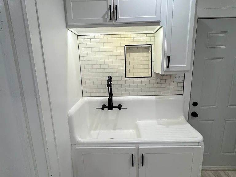 8821 W Greenfield Ave — Photo 3