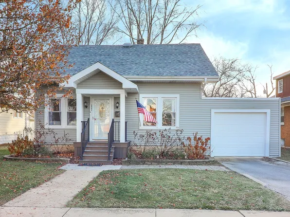 523 E 3rd St, Lockport, IL 60441